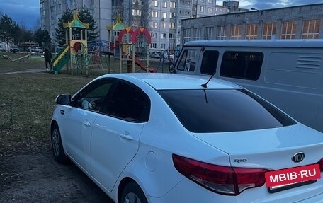 KIA Rio III рестайлинг, 2016 год, 900 000 рублей, 3 фотография