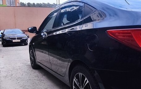 Hyundai Solaris II рестайлинг, 2014 год, 1 000 000 рублей, 6 фотография