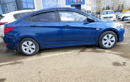 Hyundai Solaris II рестайлинг, 2015 год, 800 000 рублей, 7 фотография