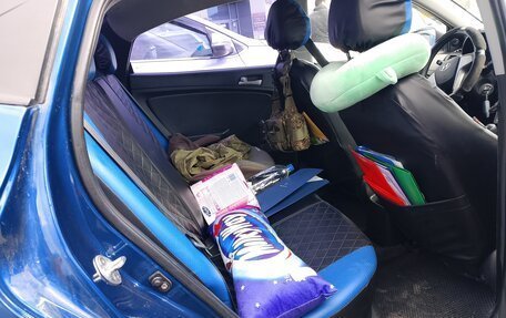 Hyundai Solaris II рестайлинг, 2015 год, 800 000 рублей, 10 фотография