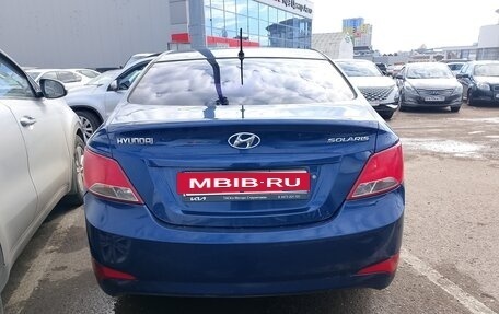 Hyundai Solaris II рестайлинг, 2015 год, 800 000 рублей, 2 фотография