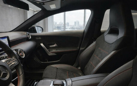 Mercedes-Benz CLA, 2020 год, 3 370 000 рублей, 10 фотография