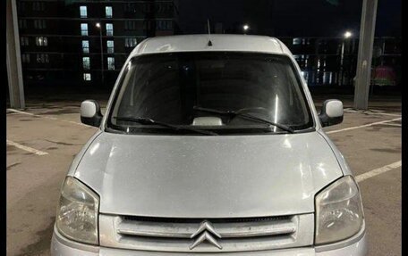 Citroen Berlingo II рестайлинг, 2004 год, 260 000 рублей, 1 фотография