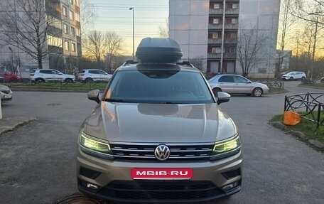 Volkswagen Tiguan II, 2018 год, 2 850 000 рублей, 1 фотография