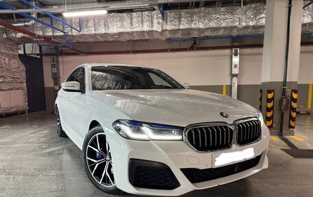 BMW 5 серия, 2022 год, 5 450 000 рублей, 1 фотография