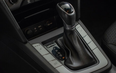 Hyundai Elantra VI рестайлинг, 2018 год, 1 610 000 рублей, 7 фотография