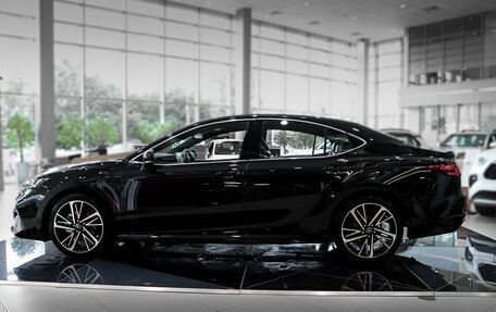 Toyota Camry, 2025 год, 4 700 000 рублей, 4 фотография