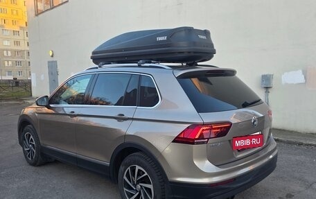 Volkswagen Tiguan II, 2018 год, 2 850 000 рублей, 4 фотография