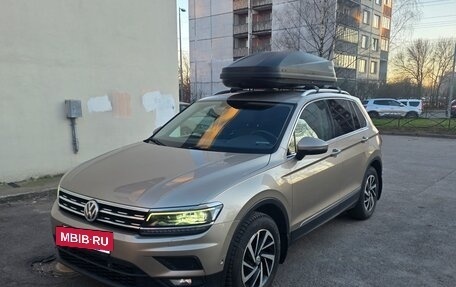 Volkswagen Tiguan II, 2018 год, 2 850 000 рублей, 3 фотография