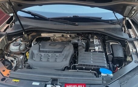 Volkswagen Tiguan II, 2018 год, 2 850 000 рублей, 9 фотография