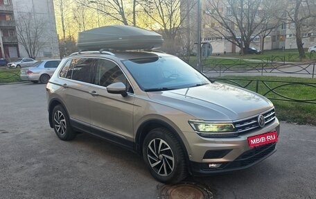 Volkswagen Tiguan II, 2018 год, 2 850 000 рублей, 7 фотография