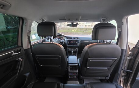 Volkswagen Tiguan II, 2018 год, 2 850 000 рублей, 17 фотография