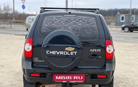 Chevrolet Niva I рестайлинг, 2011 год, 595 000 рублей, 6 фотография