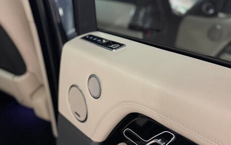 Land Rover Range Rover IV рестайлинг, 2018 год, 8 300 000 рублей, 18 фотография