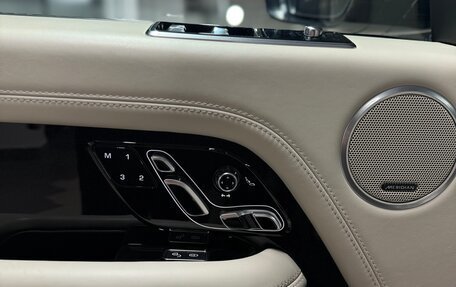 Land Rover Range Rover IV рестайлинг, 2018 год, 8 300 000 рублей, 30 фотография