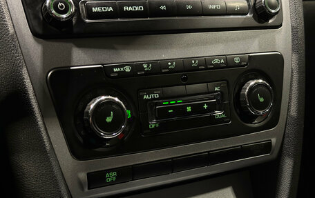 Skoda Octavia, 2013 год, 1 000 000 рублей, 12 фотография