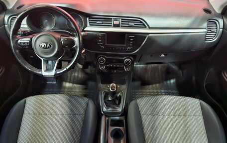 KIA Rio IV, 2018 год, 1 395 000 рублей, 9 фотография