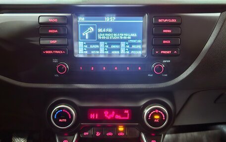 KIA Rio IV, 2018 год, 1 395 000 рублей, 11 фотография