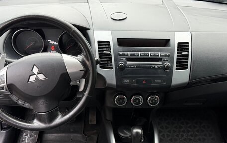 Mitsubishi Outlander III рестайлинг 3, 2011 год, 1 200 000 рублей, 8 фотография