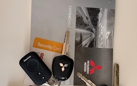 Mitsubishi Outlander III рестайлинг 3, 2011 год, 1 200 000 рублей, 11 фотография