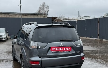 Mitsubishi Outlander III рестайлинг 3, 2011 год, 1 200 000 рублей, 5 фотография