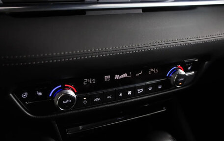 Mazda 6, 2019 год, 2 350 000 рублей, 10 фотография