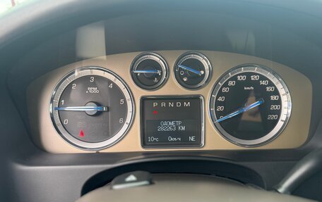 Cadillac Escalade III, 2011 год, 2 500 000 рублей, 17 фотография