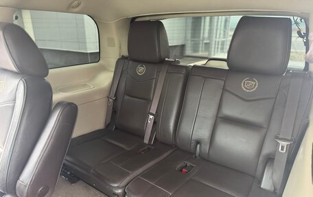 Cadillac Escalade III, 2011 год, 2 500 000 рублей, 14 фотография
