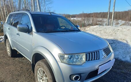 Mitsubishi Pajero Sport II рестайлинг, 2012 год, 1 500 000 рублей, 2 фотография