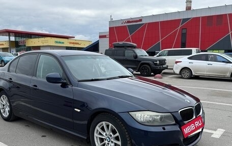 BMW 3 серия, 2010 год, 1 000 000 рублей, 3 фотография