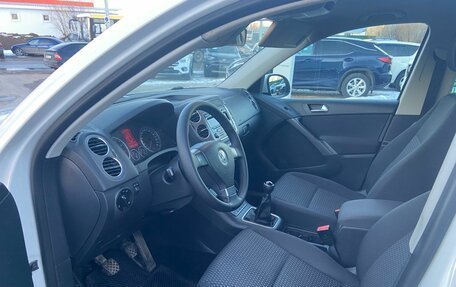 Volkswagen Tiguan I, 2009 год, 790 000 рублей, 16 фотография