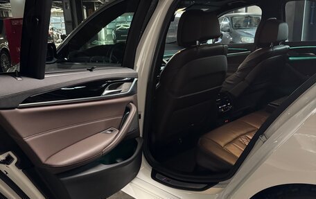 BMW 5 серия, 2022 год, 5 450 000 рублей, 21 фотография