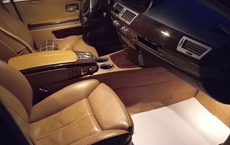 BMW 7 серия, 2007 год, 1 560 000 рублей, 12 фотография