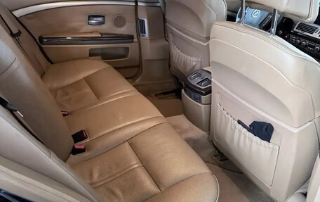 BMW 7 серия, 2007 год, 1 560 000 рублей, 24 фотография