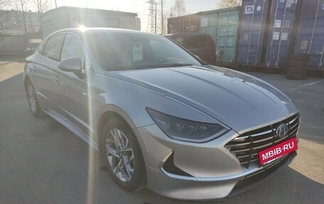 Hyundai Sonata VIII, 2019 год, 1 999 000 рублей, 3 фотография