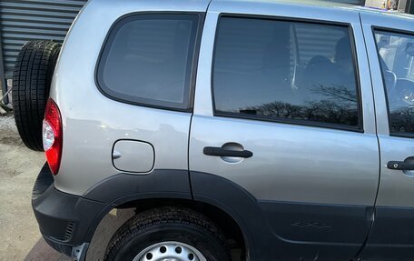 Chevrolet Niva I рестайлинг, 2012 год, 650 000 рублей, 11 фотография