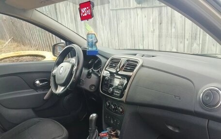 Renault Logan II, 2014 год, 530 000 рублей, 3 фотография