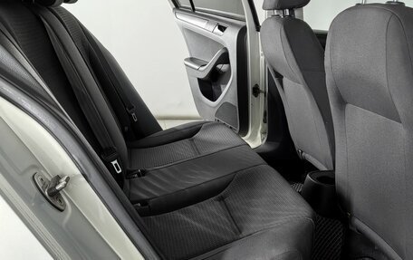 Volkswagen Jetta VI, 2015 год, 1 290 000 рублей, 17 фотография