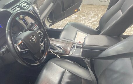 Toyota Camry, 2016 год, 2 200 000 рублей, 4 фотография