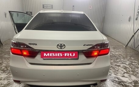 Toyota Camry, 2016 год, 2 200 000 рублей, 5 фотография