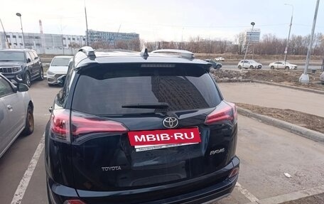 Toyota RAV4, 2018 год, 2 100 000 рублей, 9 фотография