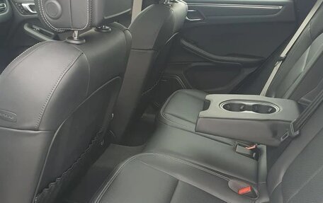 Porsche Macan I рестайлинг, 2025 год, 11 390 000 рублей, 2 фотография