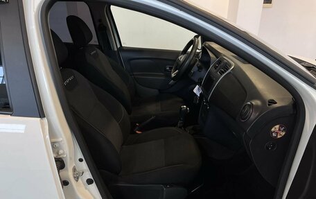 Renault Logan II, 2020 год, 1 193 000 рублей, 28 фотография