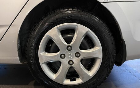 Hyundai Solaris II рестайлинг, 2011 год, 650 000 рублей, 18 фотография