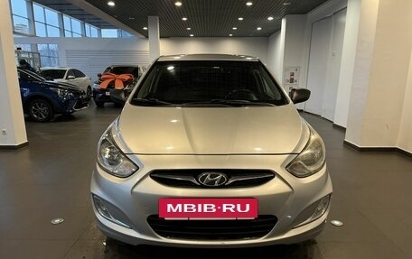 Hyundai Solaris II рестайлинг, 2011 год, 650 000 рублей, 8 фотография