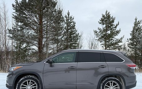 Toyota Highlander III, 2013 год, 2 800 000 рублей, 5 фотография