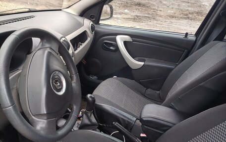 Renault Logan I, 2011 год, 400 000 рублей, 5 фотография