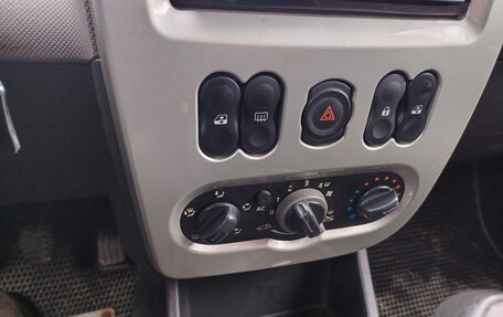 Renault Logan I, 2011 год, 400 000 рублей, 7 фотография