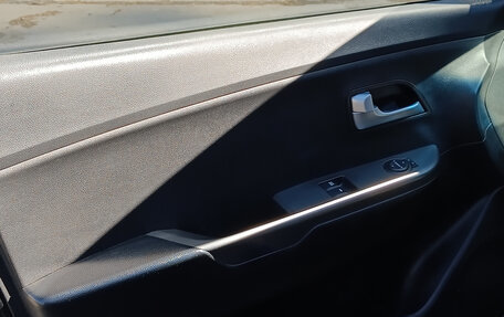 KIA Rio III рестайлинг, 2015 год, 600 000 рублей, 14 фотография