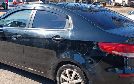 KIA Rio III рестайлинг, 2015 год, 600 000 рублей, 27 фотография